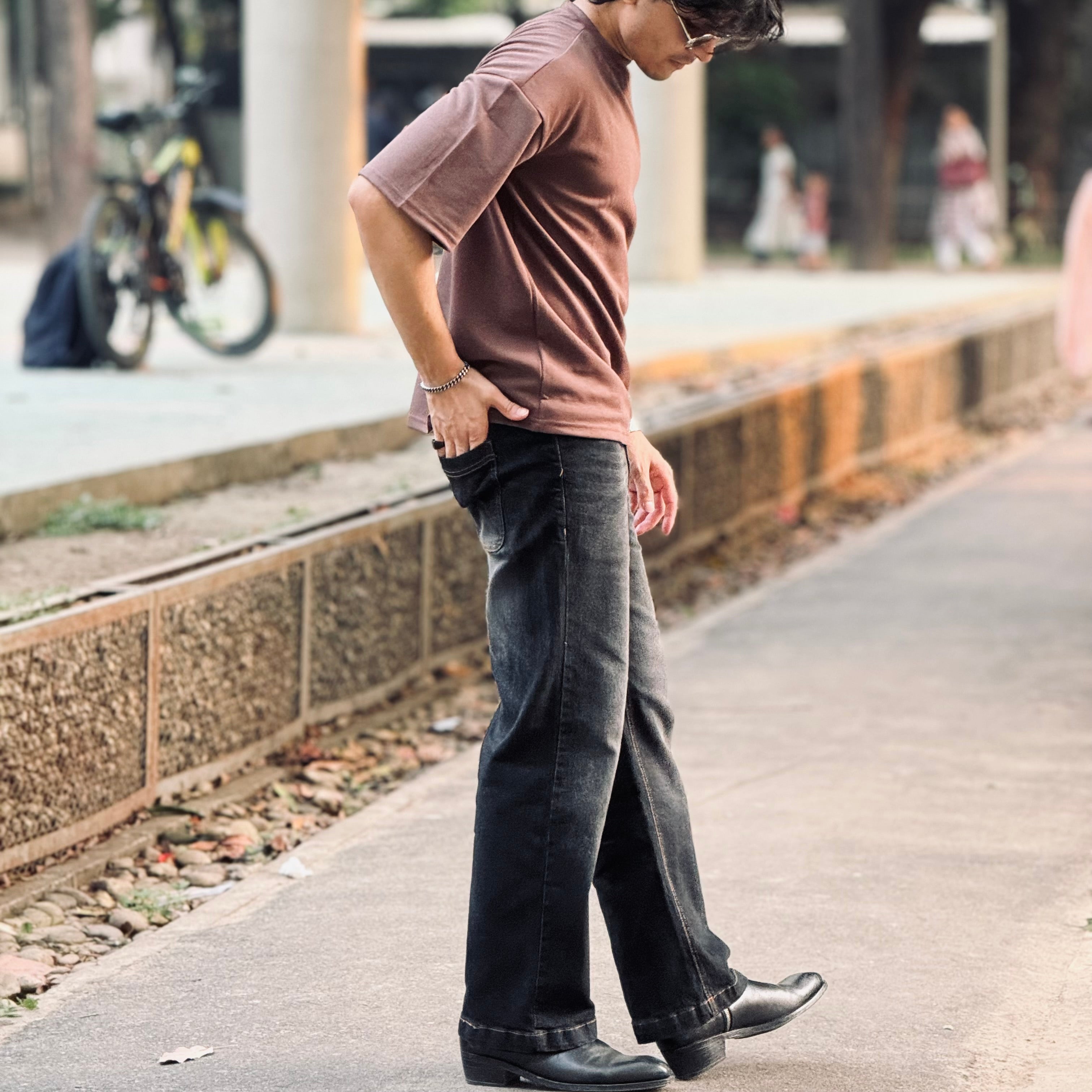 Black Scared Straight Cut Pant